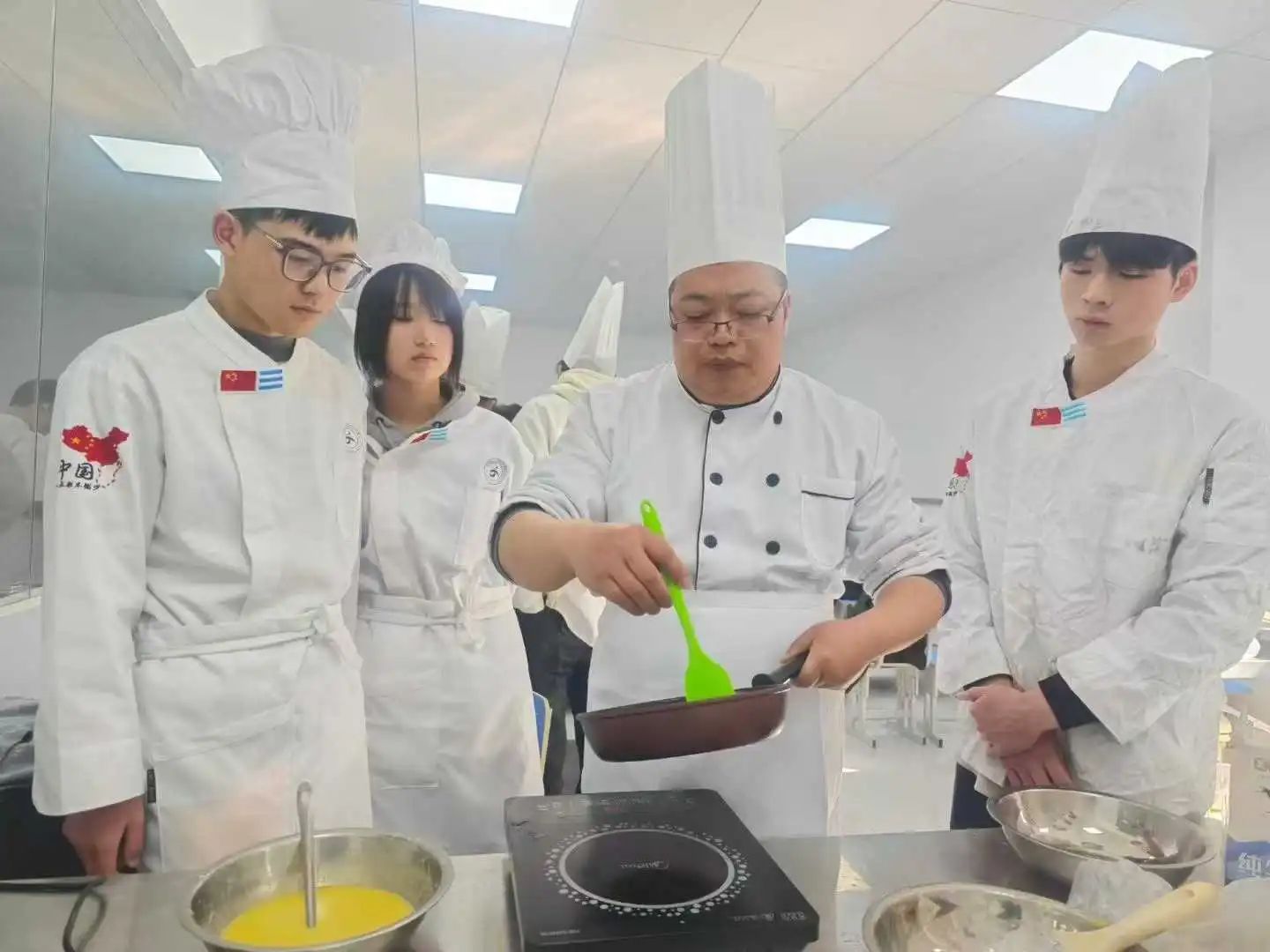 狄鹿烹饪